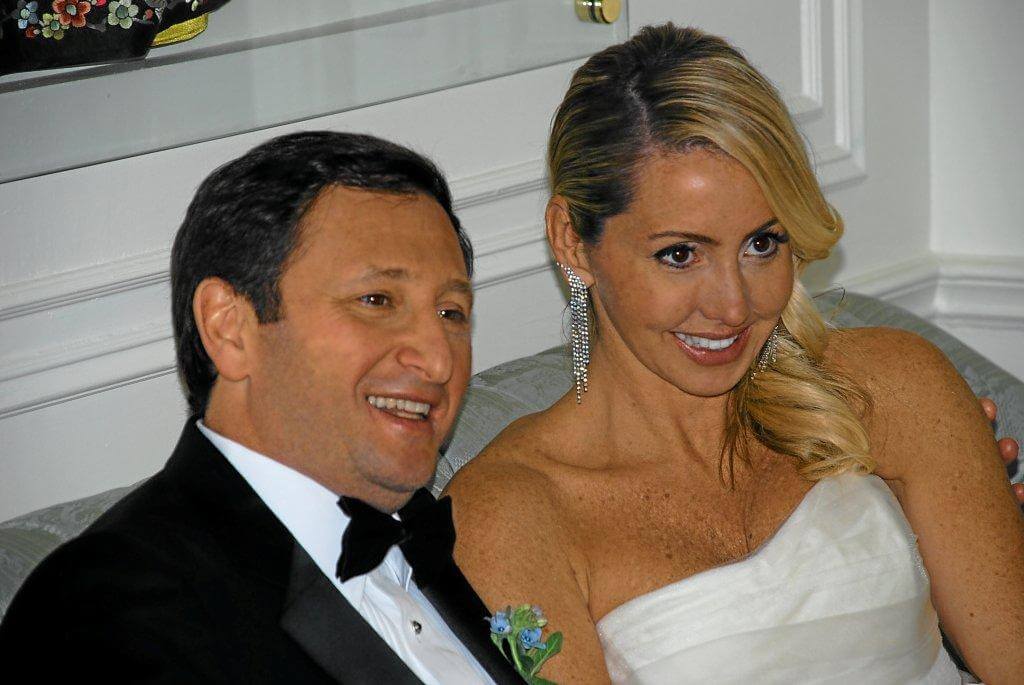 Image of Alex Mashinsky with his wife Krissy Mashinsky