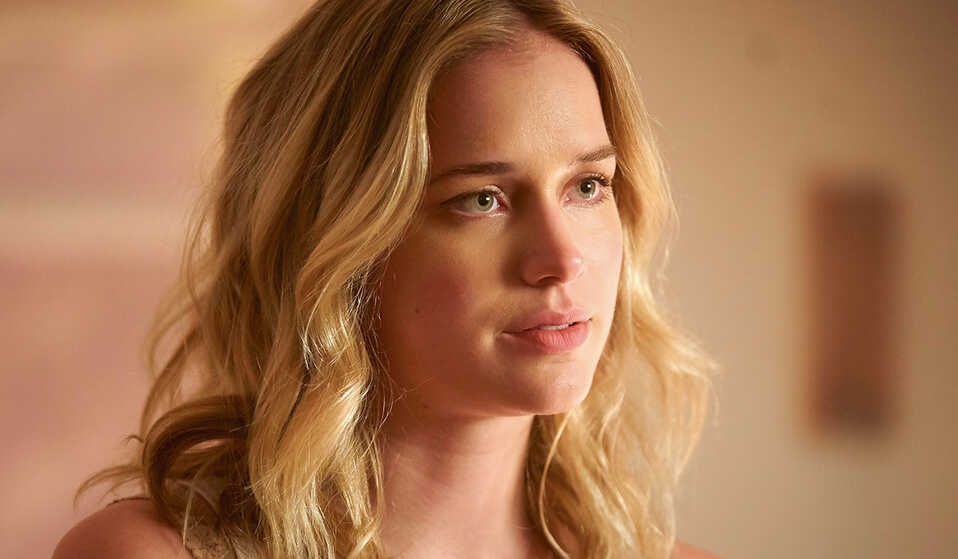 Image of Elizabeth Lail