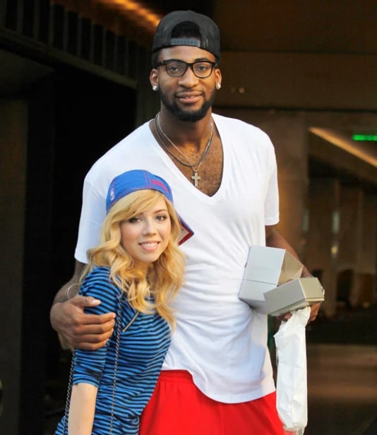 Image of Andre Drummond and Jennette McCurdy