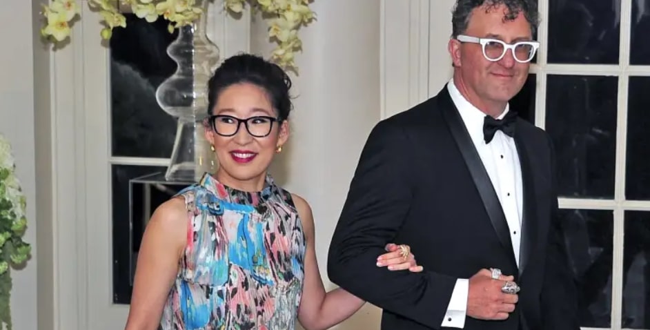 Image of Sandra Oh with her rumored partner, Lev Rukhin