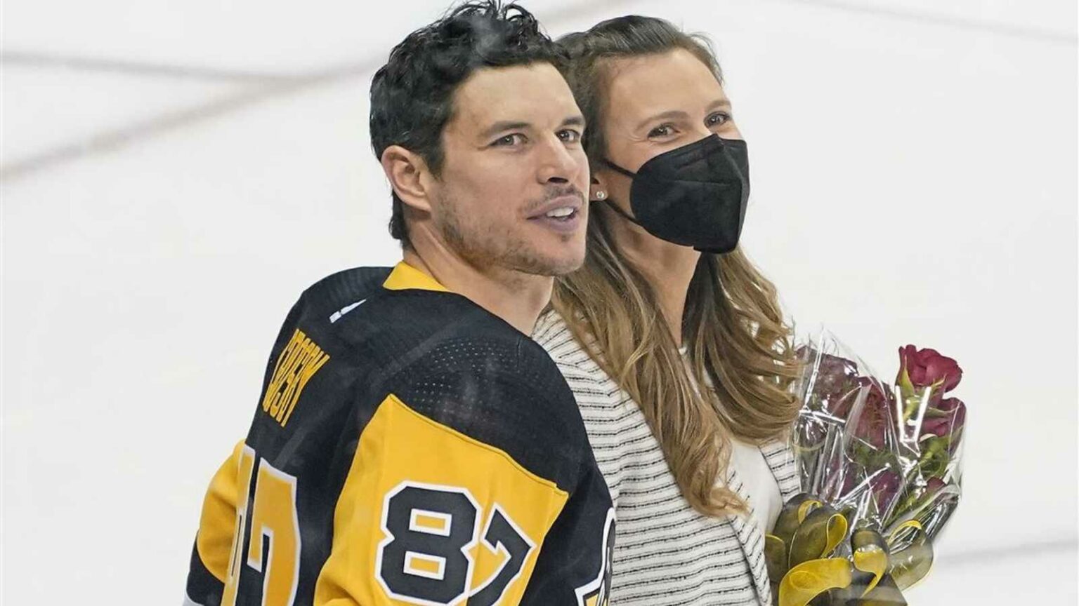 Is Sidney Crosby Married to wife? net worth details